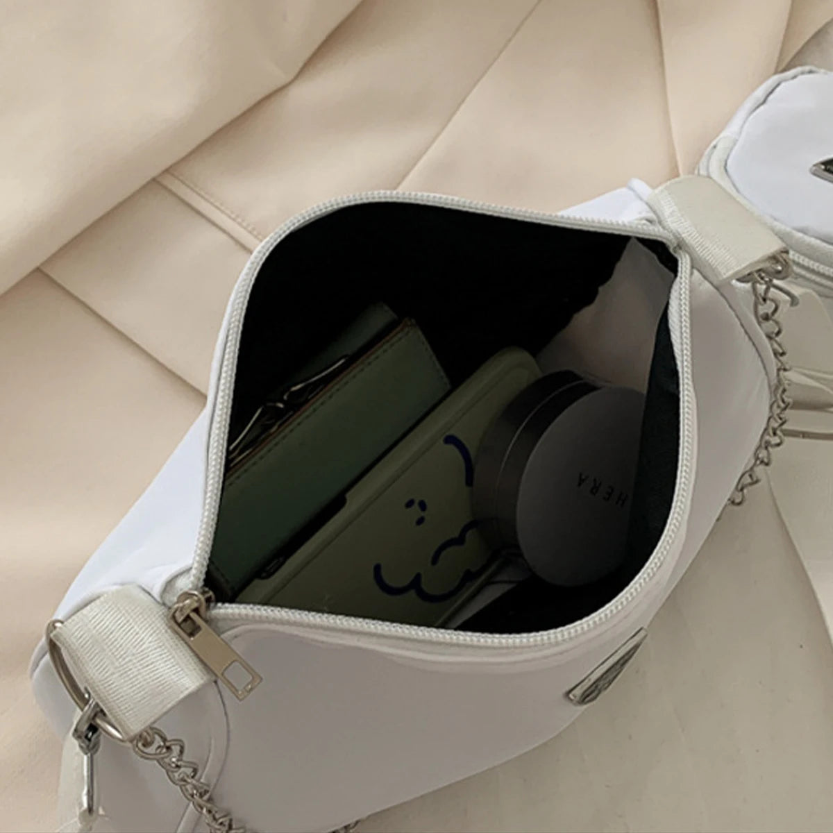 Trendy Nylon Crossbody Bag for Women | Casual Underarm Shoulder Bag & Messenger Purse for Students